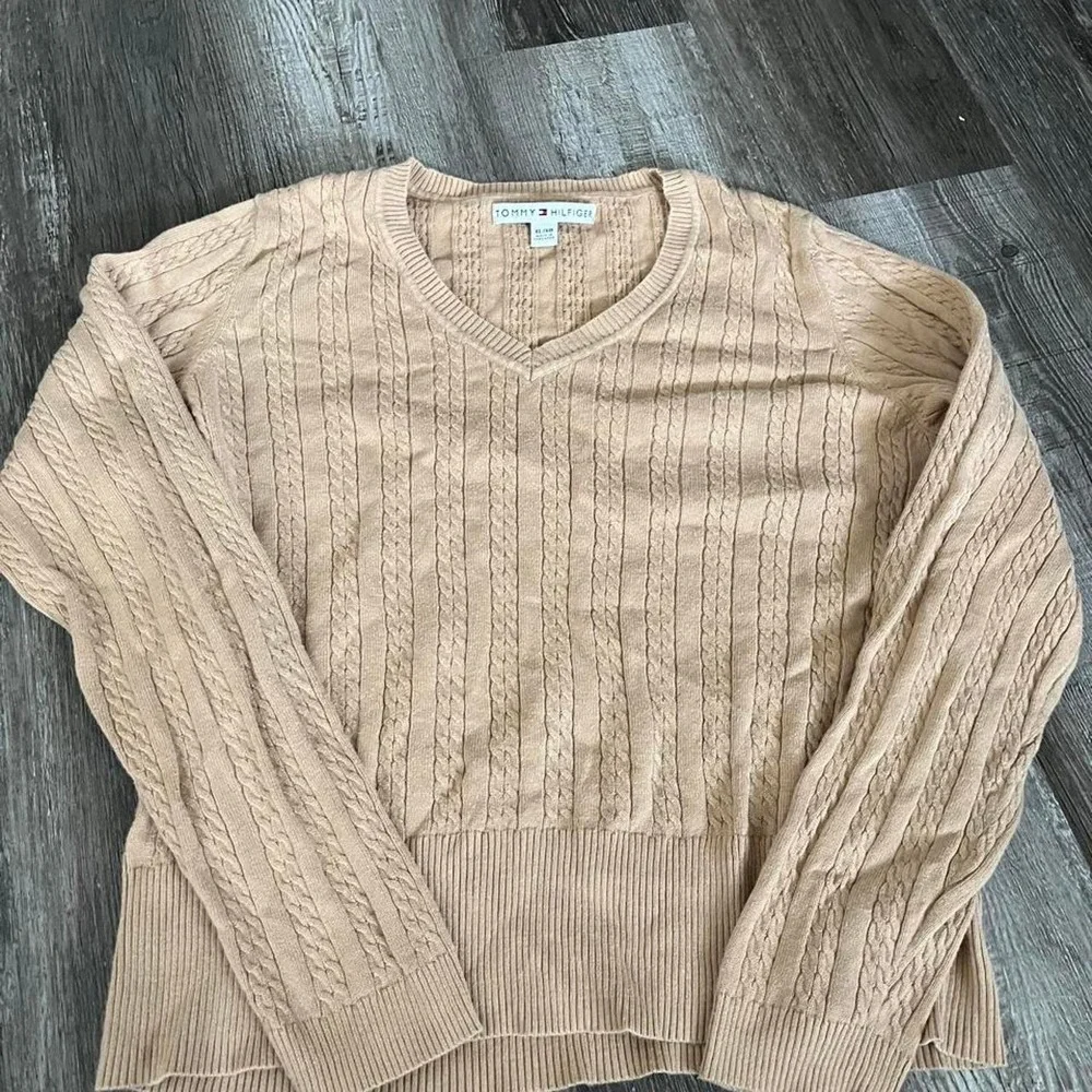 Tommy Hilfiger Cable Knit Sweater - Picture 1 of 5